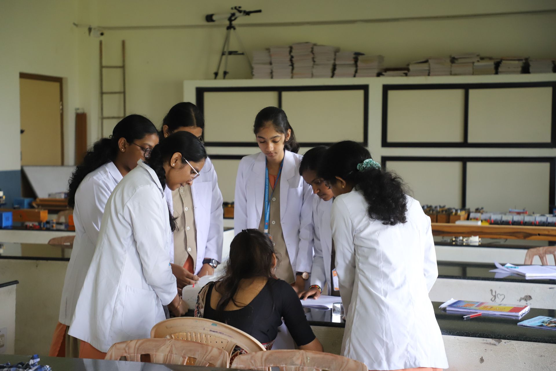 Students working together in the biology laboratory
